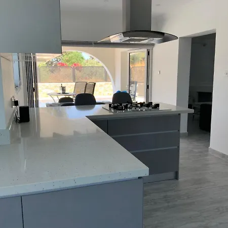 Villa Llamedos Kyrenia